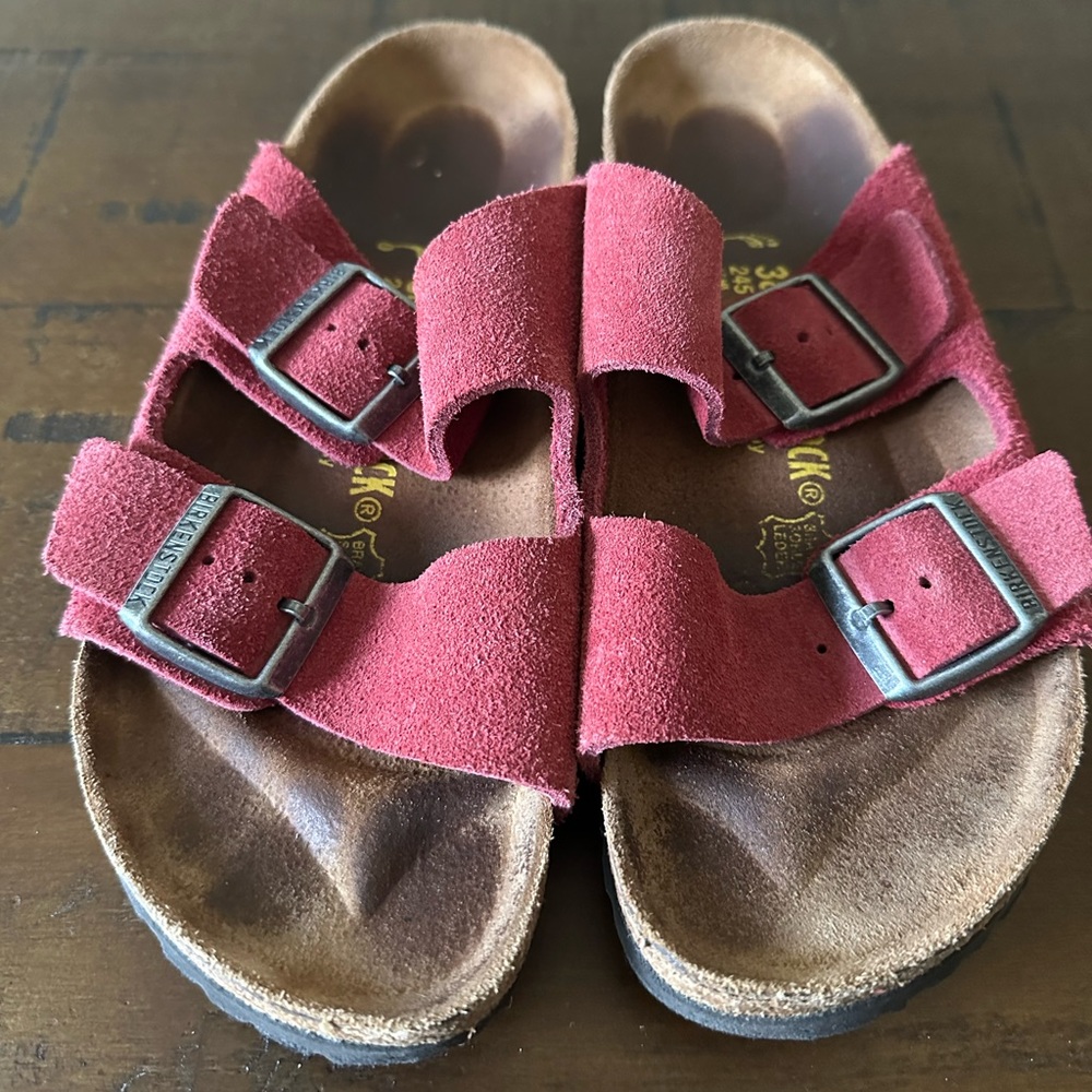 Birkenstock Arizona Suede Burgundy Sandals